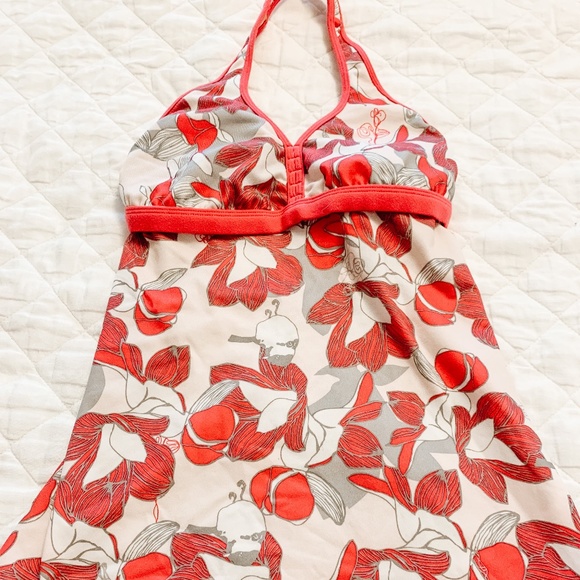 Lululemon Halter - Picture 1 of 2